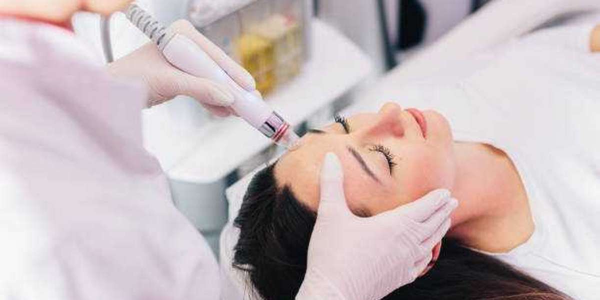 Radiant Skin Awaits: Navigating the World of Hydrafacial Treatments in Dubai