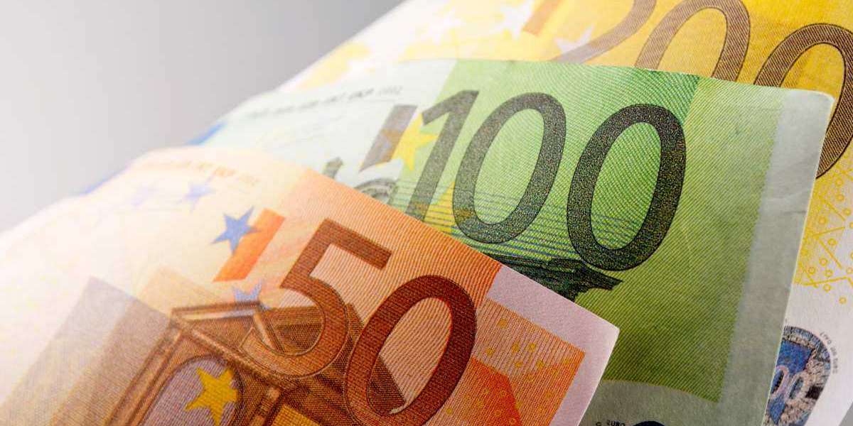 El Euro Continúa Más Caro que el Dólar en Colombia, a Pesar de la Paridad Global
