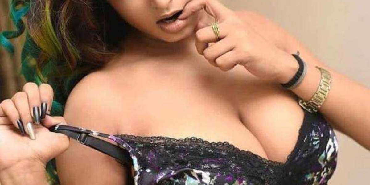 How to Book Mumbai Escorts in a 5-Star Hotel?